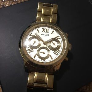 Guess Shinny Gold Watch